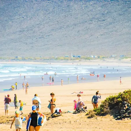 Seaview 2 * Famara