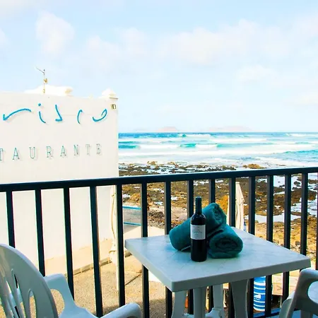 Seaview 2 * カレタ・デ・ファマラ