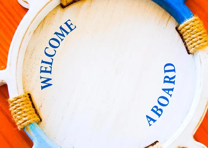 Seaview 2 فامارا